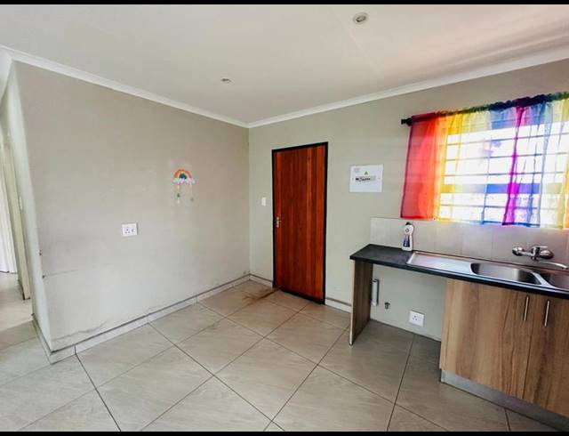 4 BEDROOM HOUSE FOR SALE IN DAWN PARK EXT